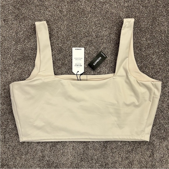 Express Women’s Body Contour Faux Leather Square Neck Cropped Tank Size XL - NWT - Picture 7 of 16